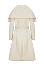 EMPRESS IVORY COAT
