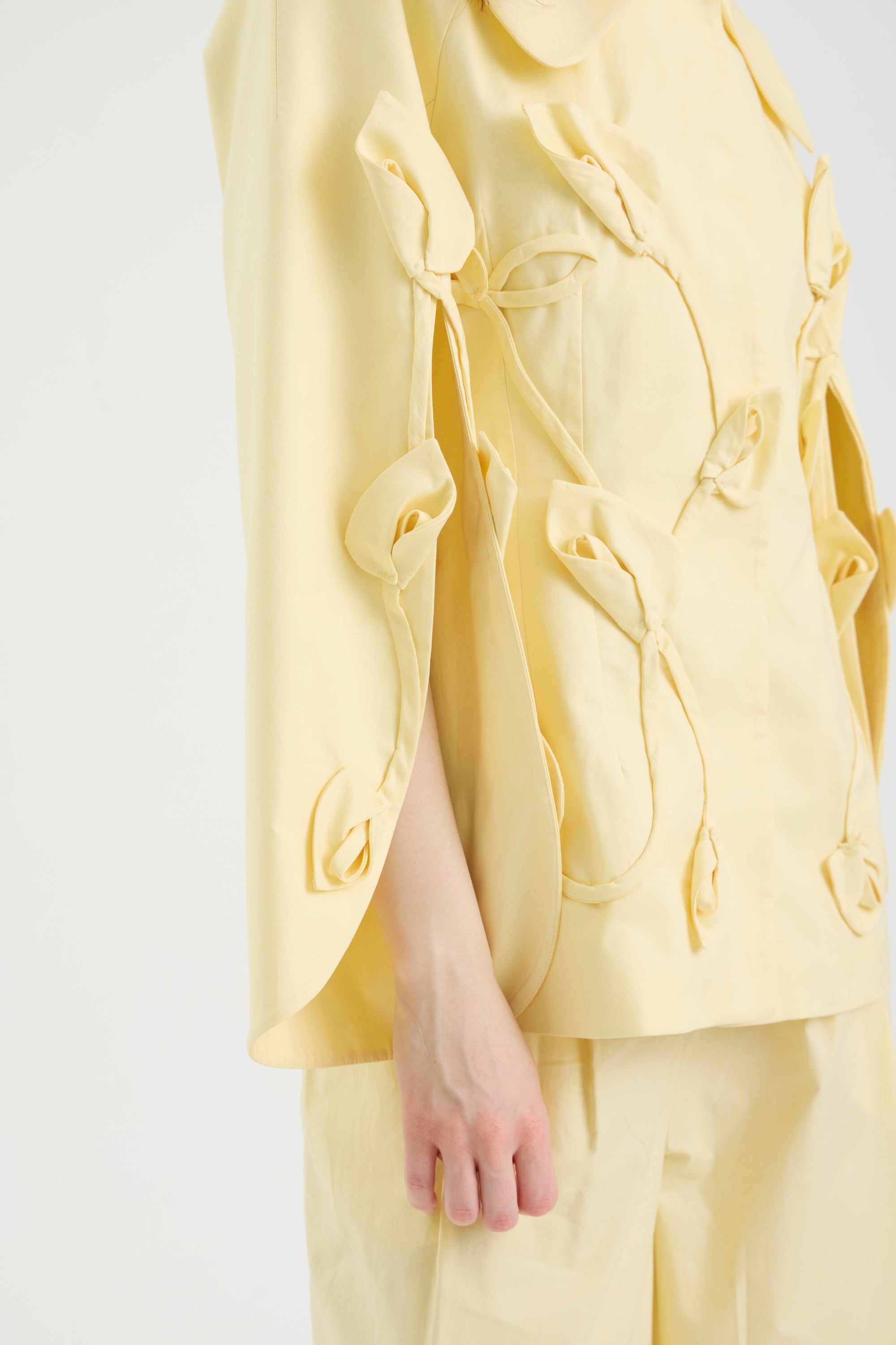 SCHATZİE EMBELLISHED STRUCTURED CAPE JACKET