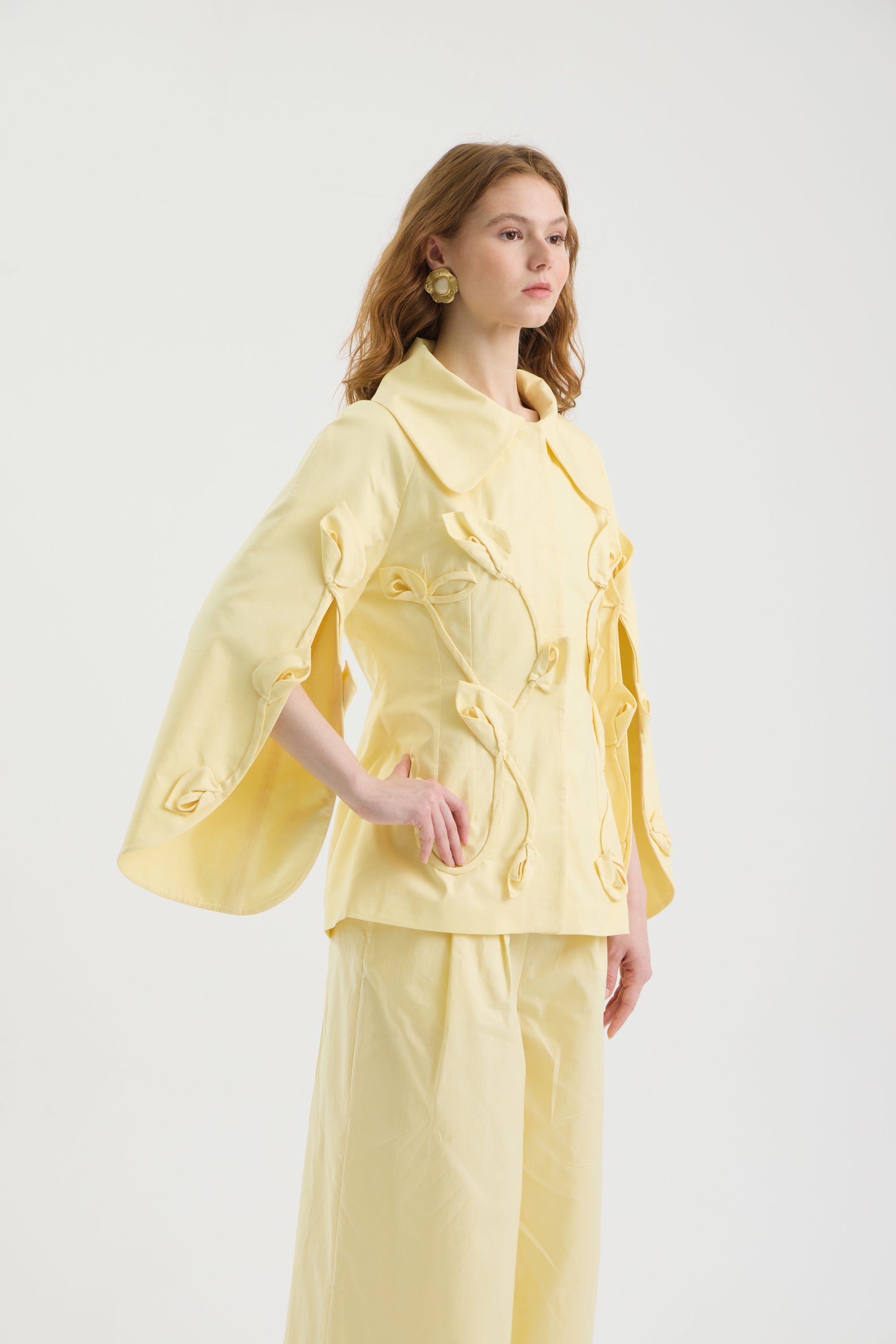 SCHATZİE EMBELLISHED STRUCTURED CAPE JACKET