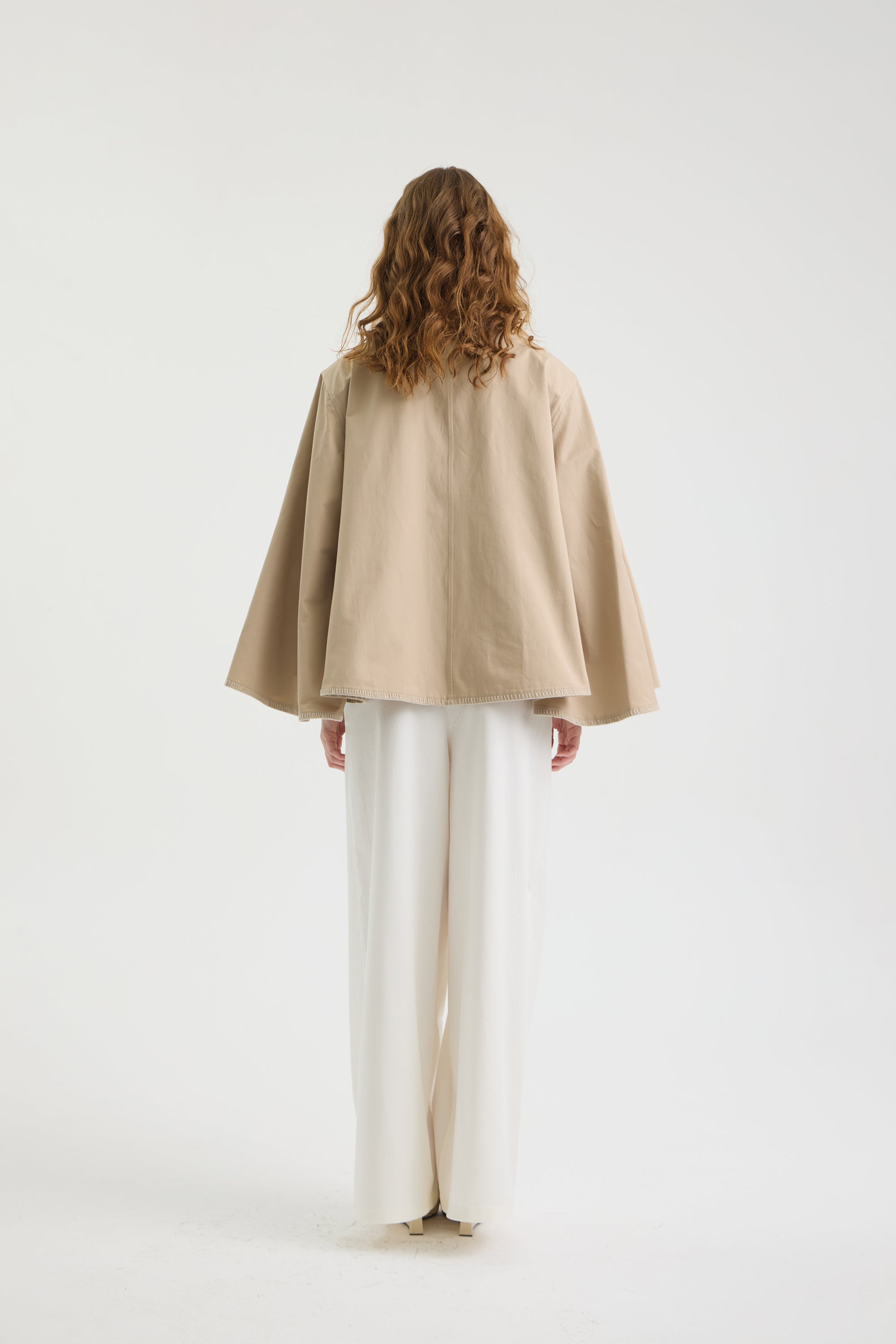 SCHATZİE STRUCTURED TRENCH CAPE IN SAND TONE