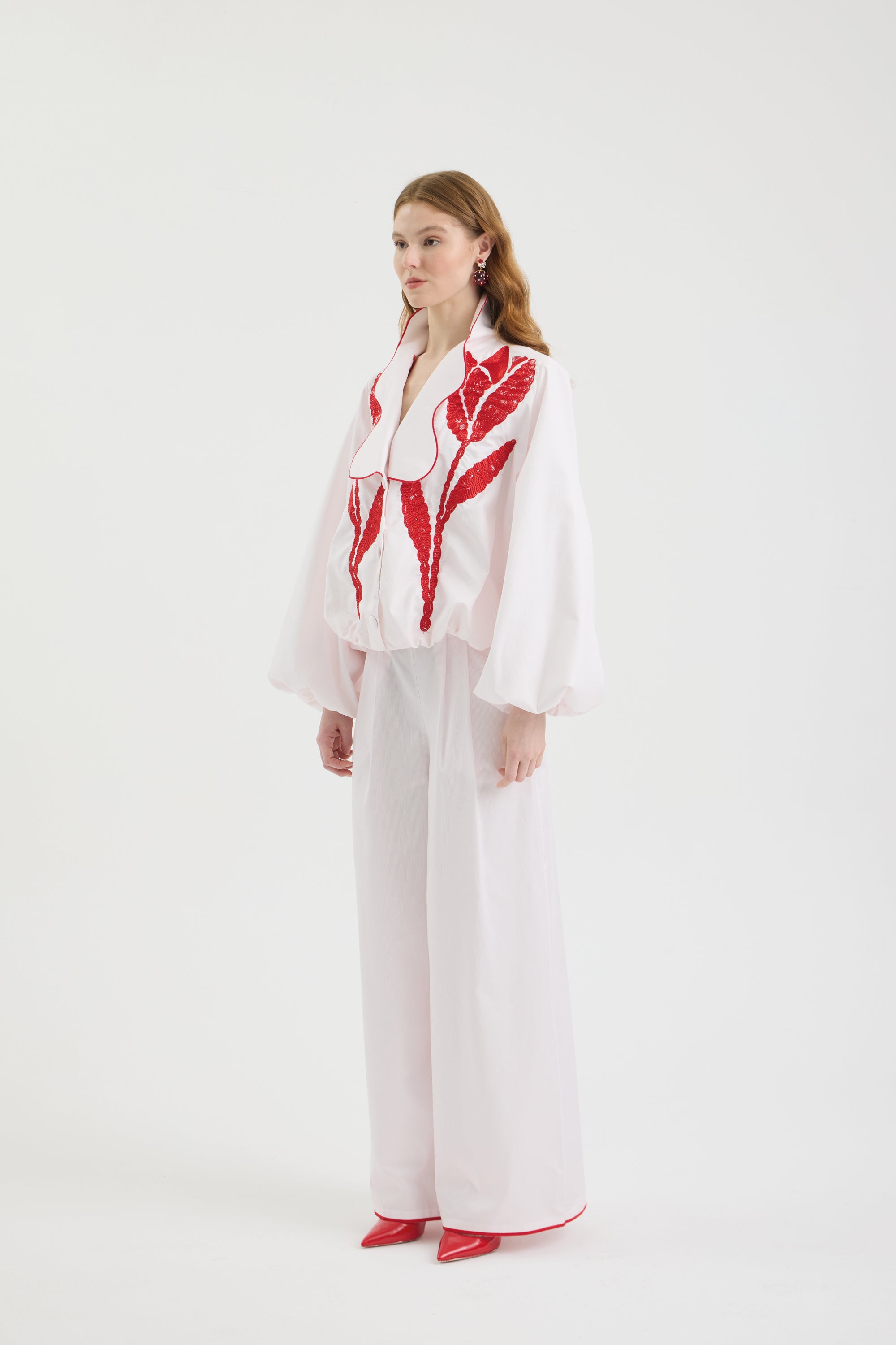 SCHATZİE EMBROIDERED TULIP MOTIF JACKET WITH VOLUMINOUS SLEEVES