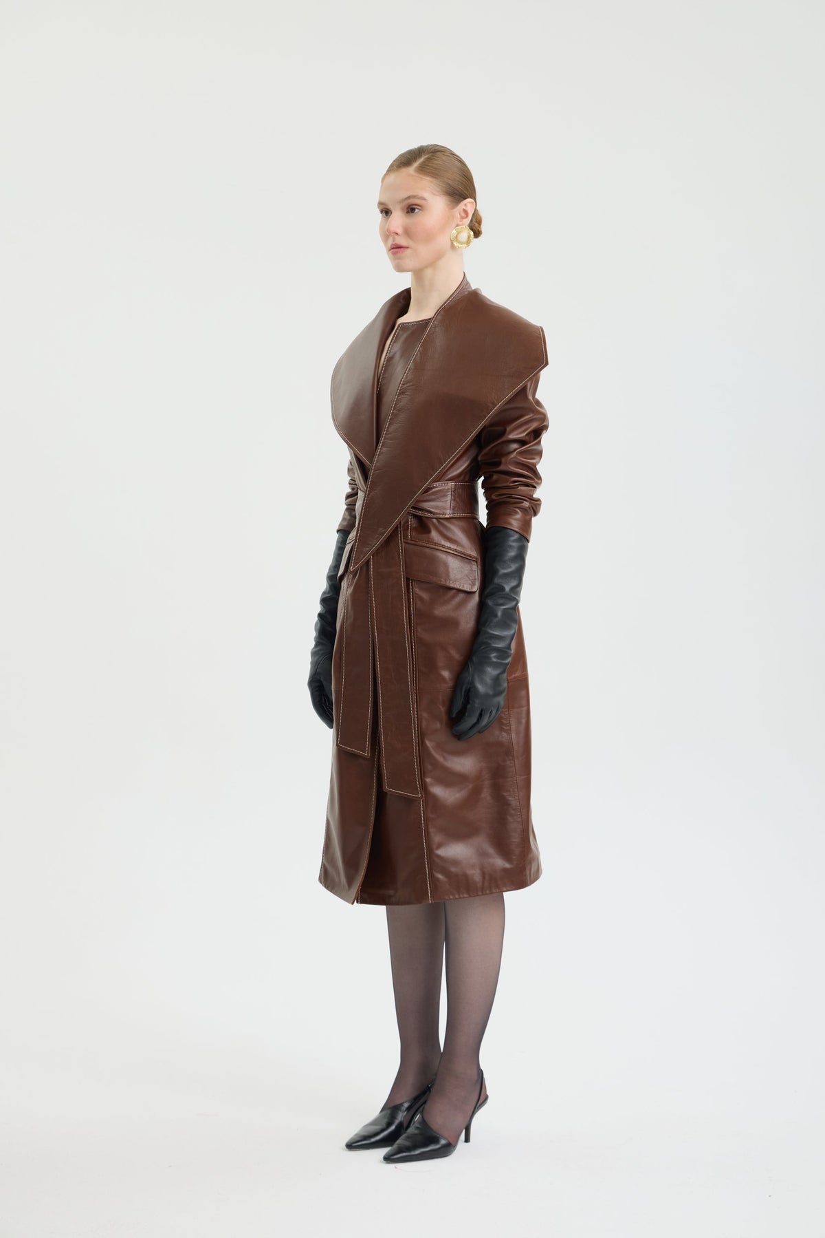 SADDLE BROWN LEATHER COAT