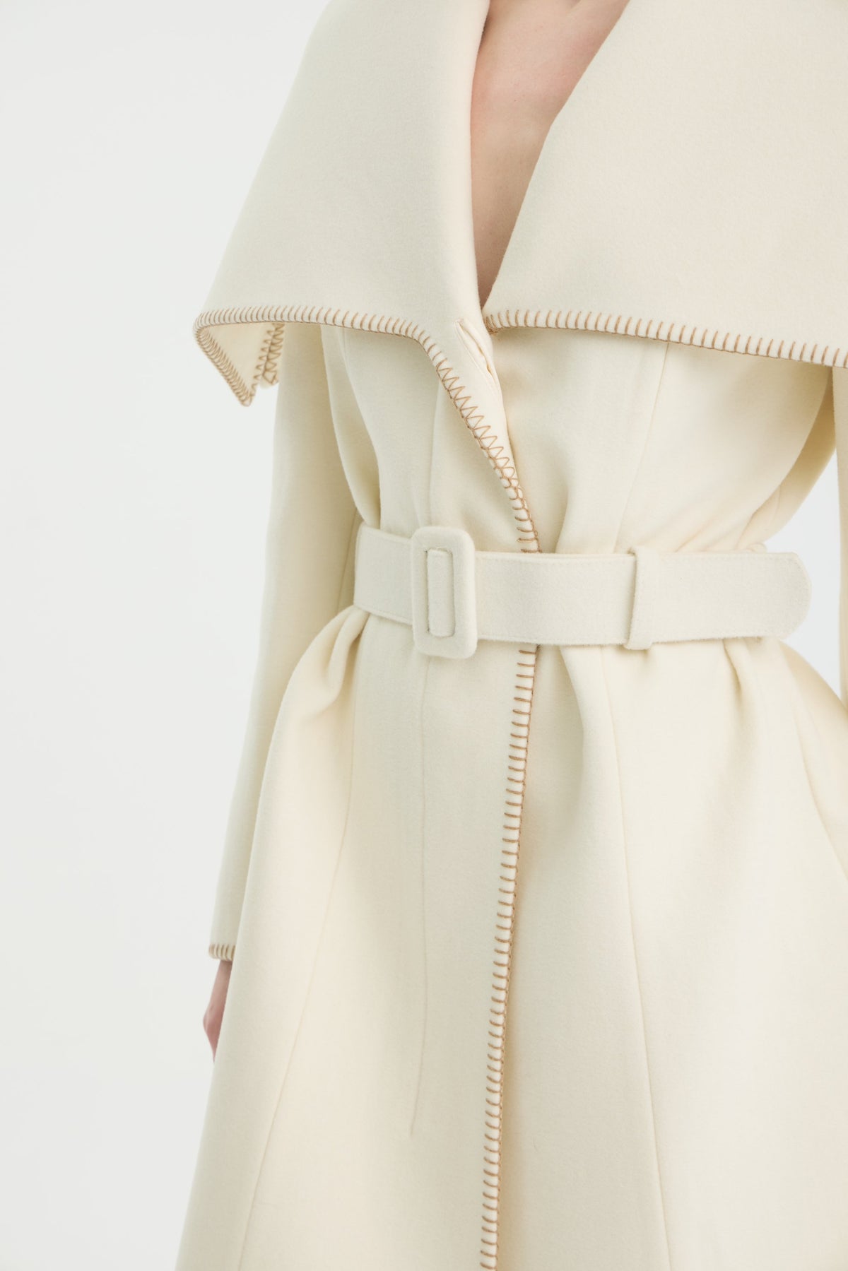 EMPRESS IVORY COAT